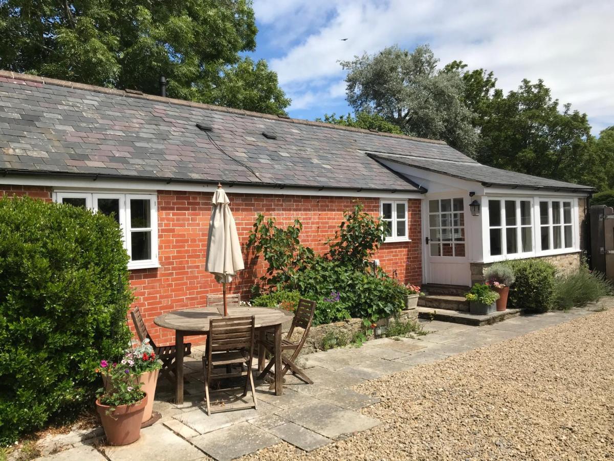 Norburton Hall Cottages Bridport Dış mekan fotoğraf